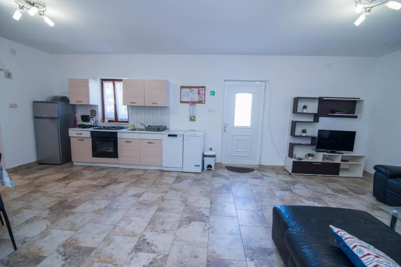 Ferienwohnung App Bonic Veli Lošinj Exterior foto
